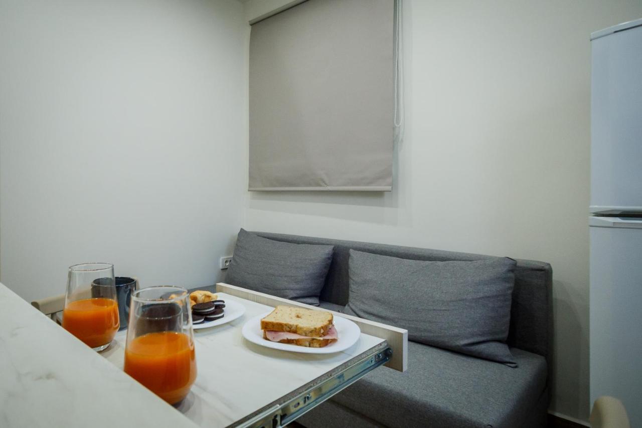 Central Corner Apts Закинтос Экстерьер фото